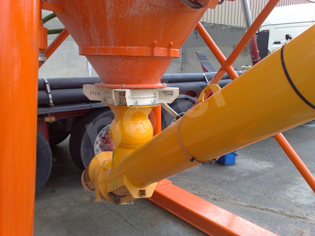 screw conveyor is momentous to concrete Screw conveyors move many different materials from one location to another in factories and production facilities the design of the screw conveyor means that once it. screw conveyor is momentous to concrete Screw conveyors move many different materials from one location to another in factories and production facilities the design of the screw conveyor means that once it.